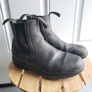 Blundstone Boots Women's 8 - copy